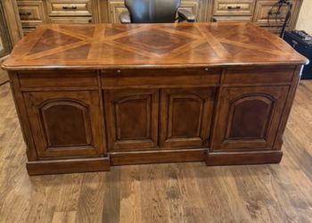 Executive desk