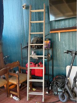 Aluminum ladder
