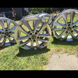 Mercedes Rims C(contact info removed)