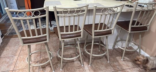 Counter stools
