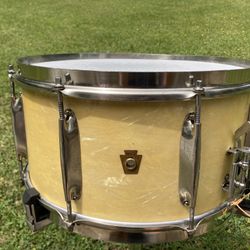 1949/50 WFL Ludwig 7x14 Snare Drum. White Oyster Pearl, Zephyr Lugs, 3-Ply Mahogany Shell W/ Maple Re-Rings. Snare sounds amazing as only old growth a