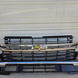 Chevrolet Tahoe Suburban OEM Grille Set