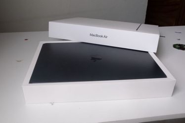 Like New 2026 Apple MacBook Air 15 M5