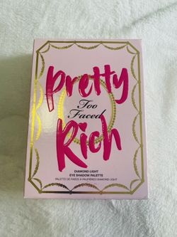 PRETTY RICH TOO FACED PALETTE