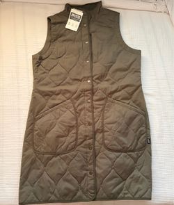 NEW Duluth Trading Women's Sutter's Mill Vest Medium Olive Long Quilted