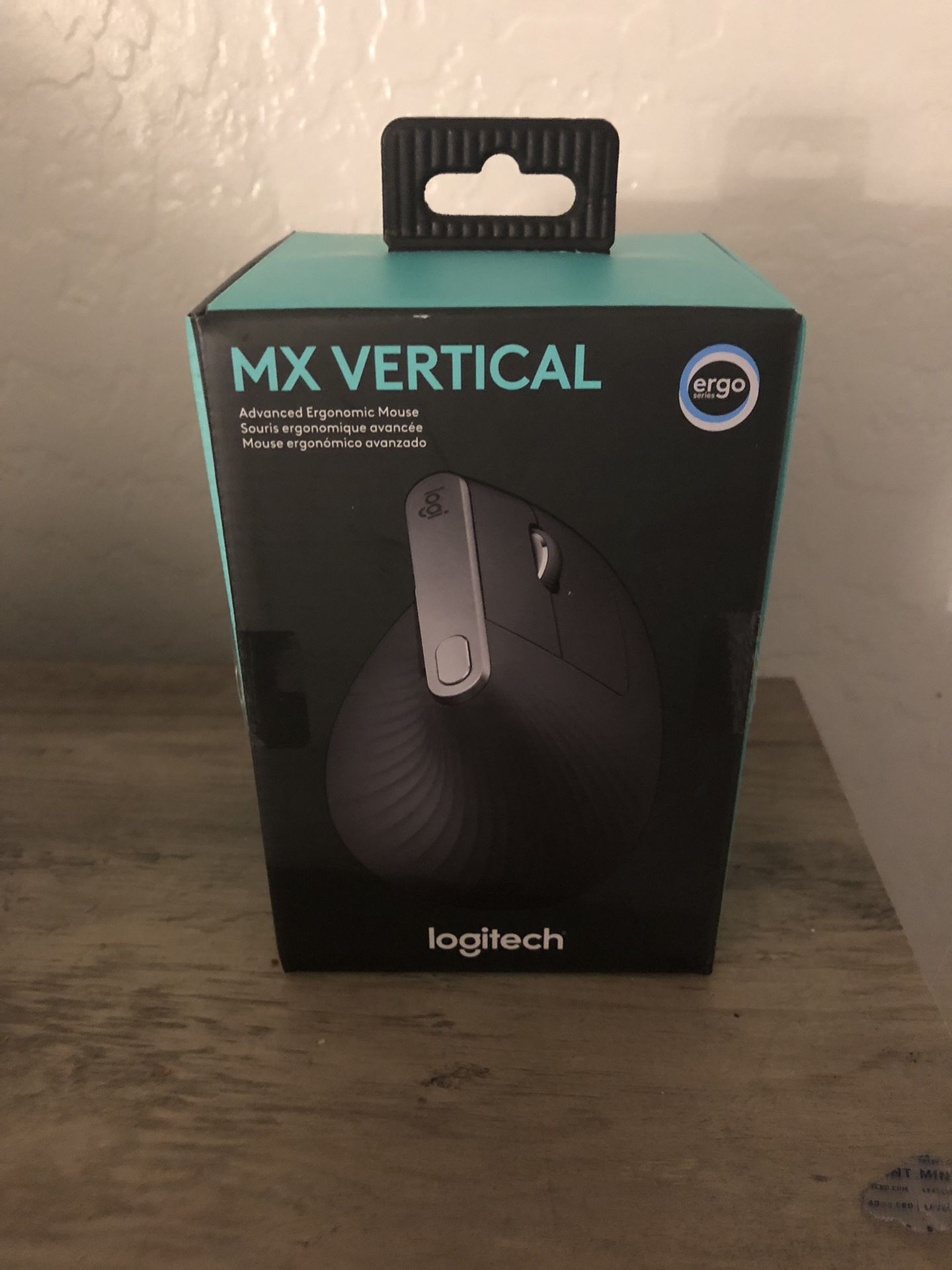 Logitech MX Vertical Wireless Mouse 