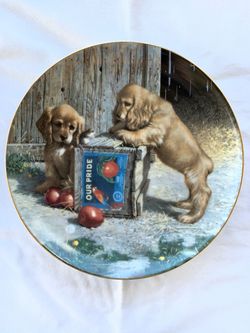 Hamilton Collector Plates (8) Plates
