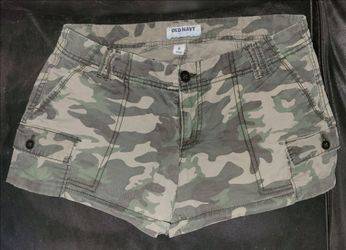 Womens Old Navy Camo Cargo Shorts - Size 6
