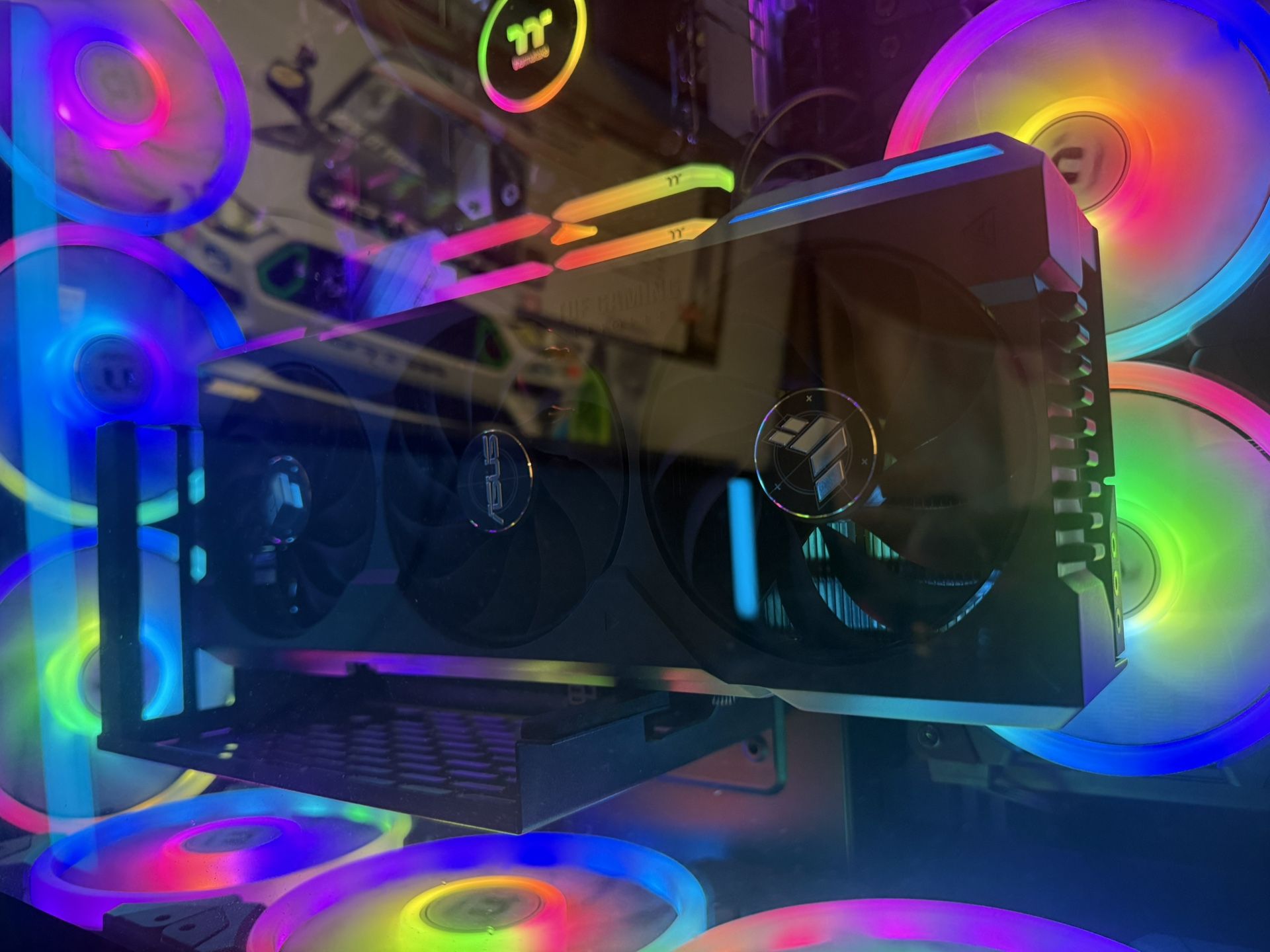 ASUS TUF Gaming GeForce RTX™ 4070 Ti Super