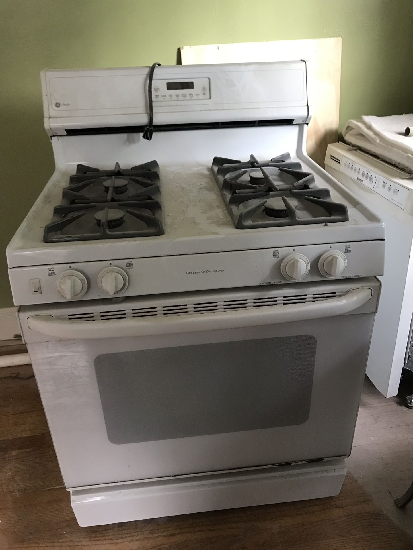 GE Profile Gas Range