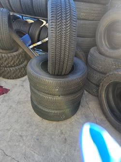 Set 255/70/18 Bridgestone Duller H/T