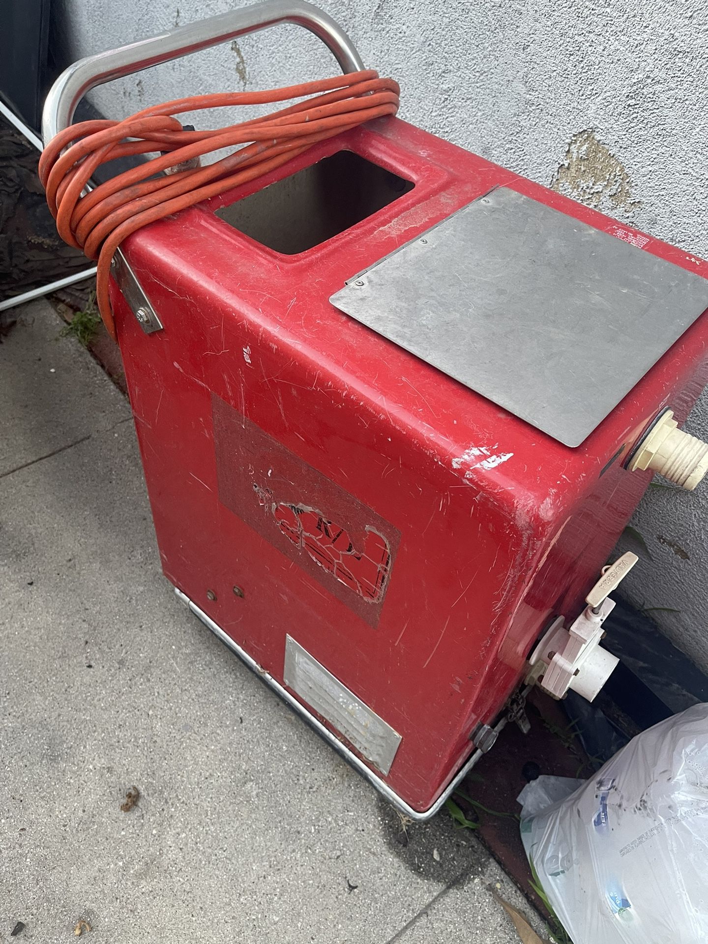 Carpet Extractor