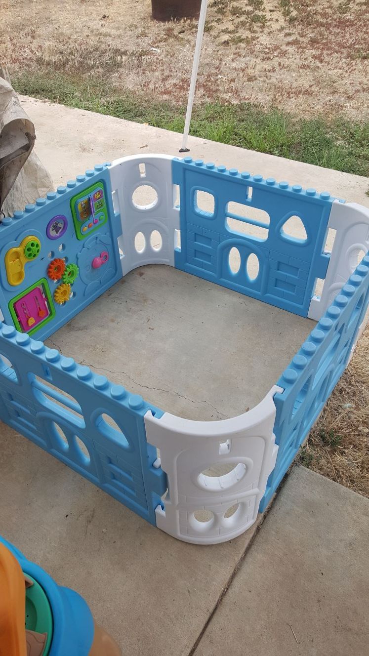 LWNR Playpen for Sale in Corona CA OfferUp