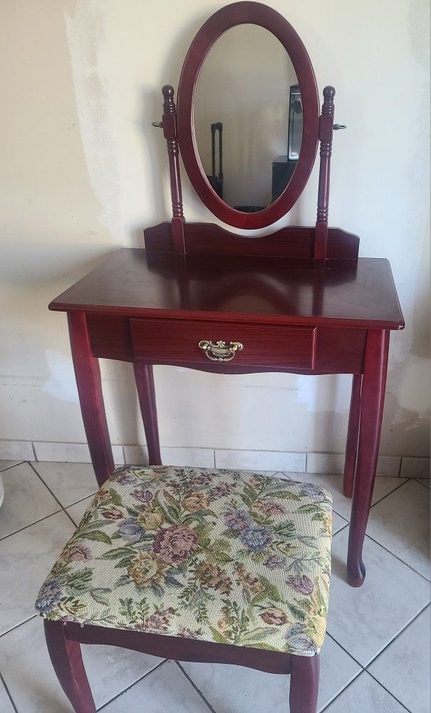 Used Wooden Vanity With Stool
