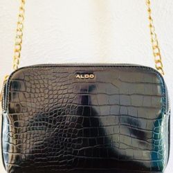 Aldo Women’s Crossbody Purse 10”x7”x3”