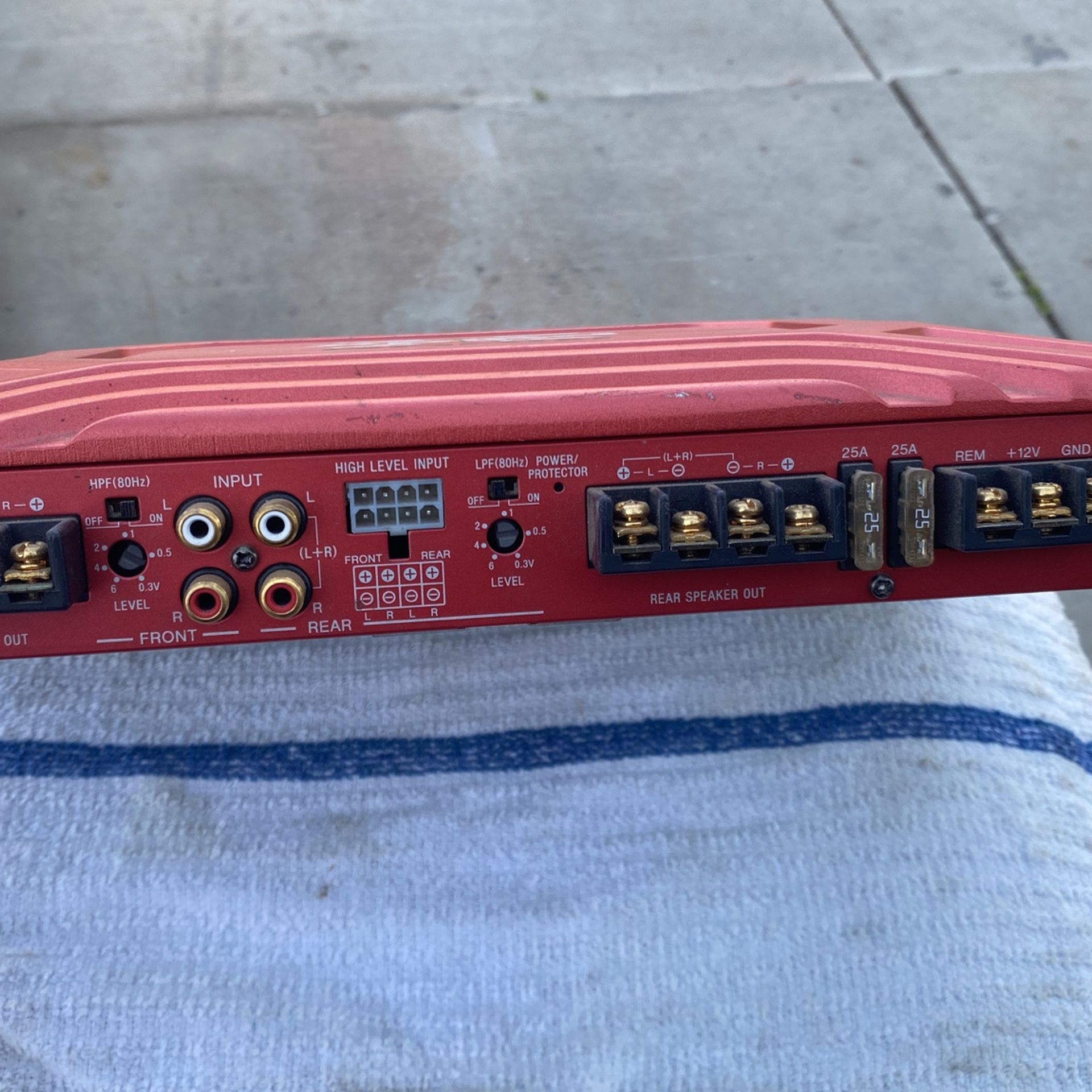 Sony Xplod 500W 4/3 channel power amp XM504Z for Sale in Lancaster, CA