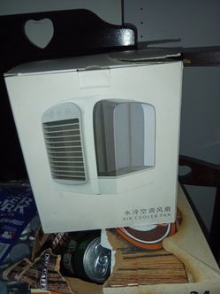 Air cooling fan and aroma diffuser