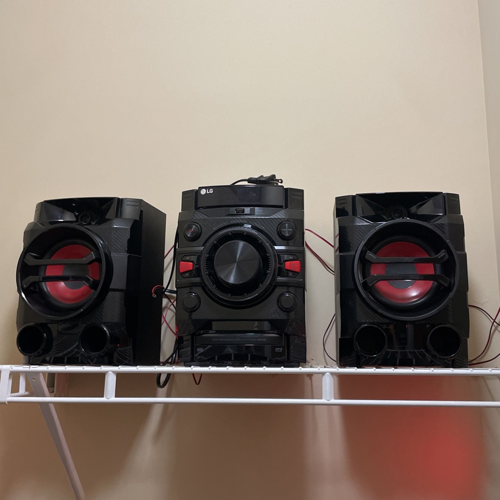 LG Surround Sound Speaker System