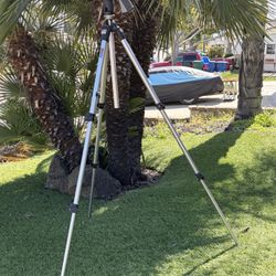 Manfrotto Aluminum Tripod with SLIK AF2100 Pistol Grip Head – Made in Italy