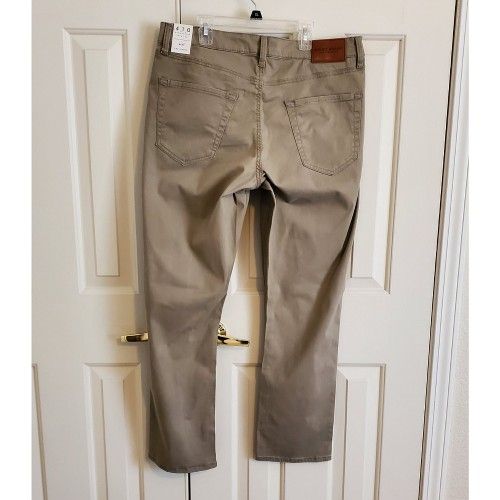 Men's Lucky Brand Chino Pants (410 Athletic Slim) 34W x 30L (NWT)