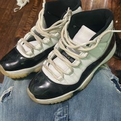 Jordan 11s