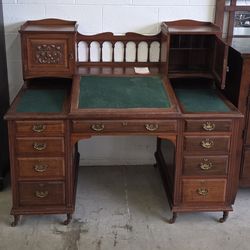 Vintage 2 Tier Desk with Felt inlays