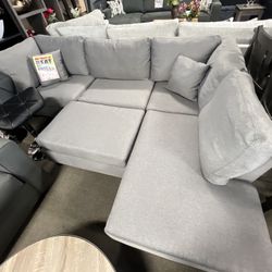 Gray Sofa Chaise W/ Ottoman $699🩶😍
