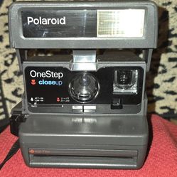Polaroid One Step Close Up