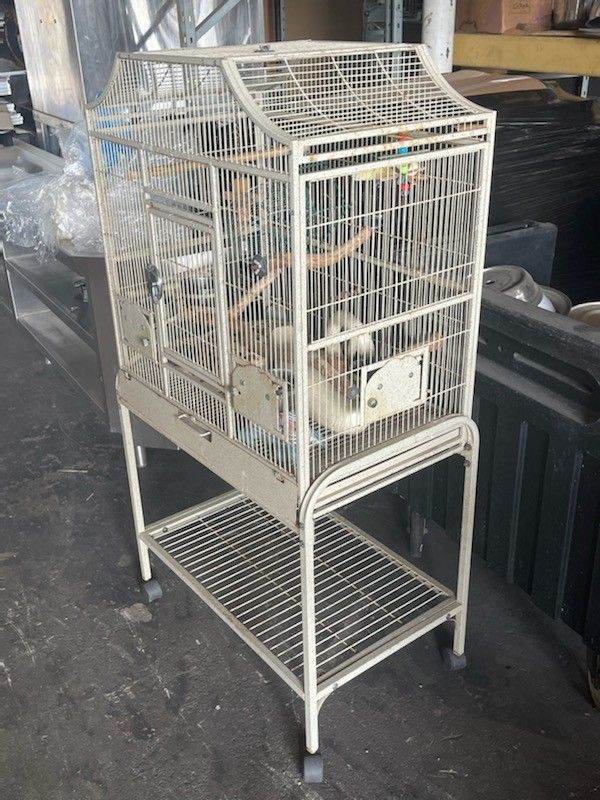 Simbad Bird Cage. Beautiful Addition To Any Space. Priced To Sell $155 OBO. Serious Buyers Only!!