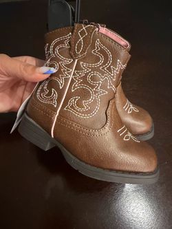 Cowgirl Boots Size 6