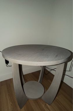 End table