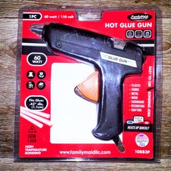NEW SEALED hot glue gun / NUEVO pistola de pegamento caliente
