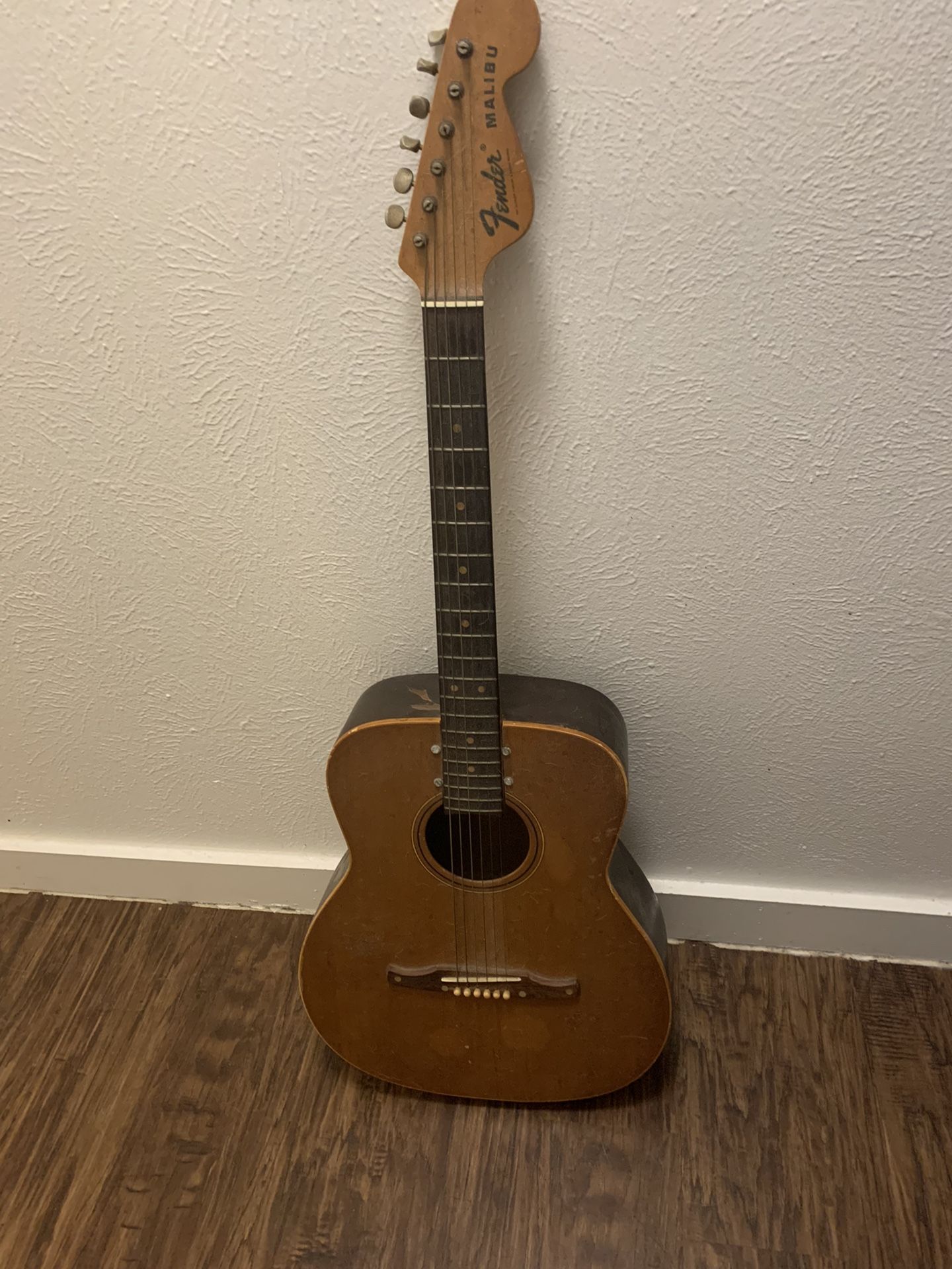 Vintage Fender Malibu