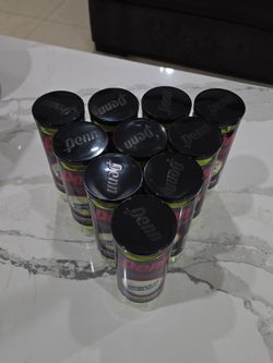 Penn tennis balls