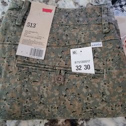 New LEVI'S Slim Straight Fit Pants 