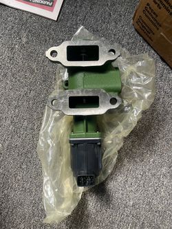 Cummins (contact info removed)RX Exhaust Gas Recirculation (EGR) Valve Kit
