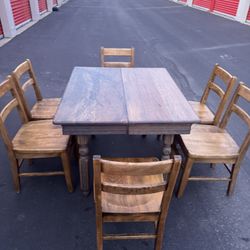 Rustic table 35”x41” set with 6 chairs and with-extensions 75”Lx41”Wx29”T/ Comedor Rústico Bueno