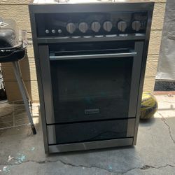 Magic Chef Stove & Oven 