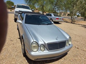 2000 Mercedes-Benz CLK-Class