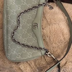 Gucci Mint 