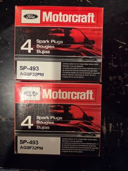 Motorcraft Platinum agsf32 spark plugs  set of 8