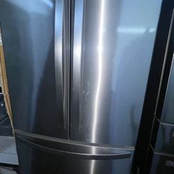 Whirlpool Stainless Bottom Freezer Refrigerator 