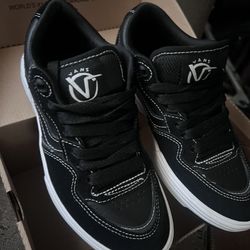 New  Size 6 VANS