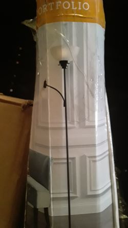 Floor lamp with reading light