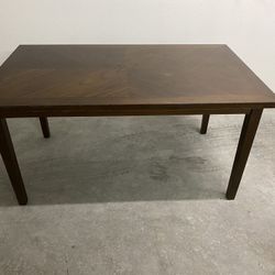 Royal Classics Kitchen Table