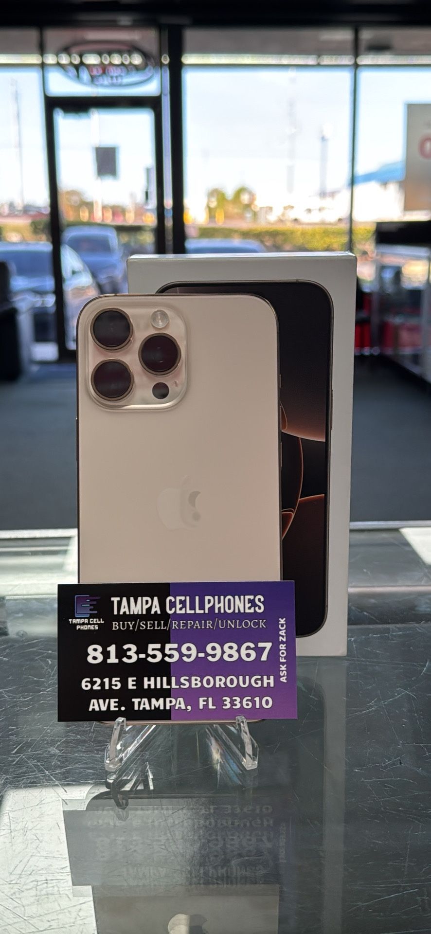 iPhone 16 Pro Max UNLOCKED 256GB LIKE NEW