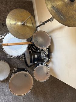 Pearl drum set complete