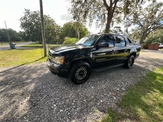 2007 Chevy avalanche, LT 2 Wheel Dr.