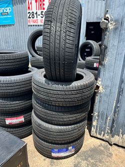 Set of 4 New All-Season Tires 275/55R18