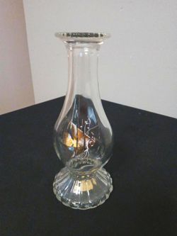 Vintage Avon Sea Fantasy Collectible Bottle Decanter w Gold Angel Fish